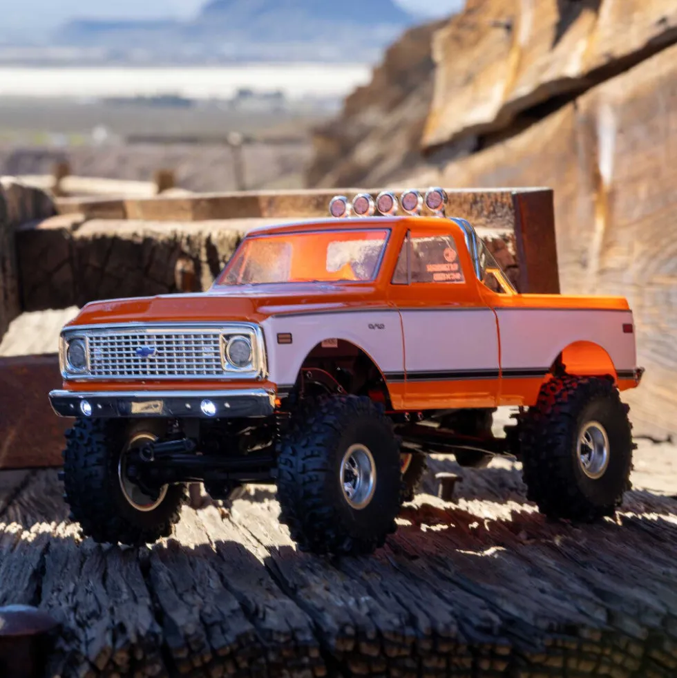 Axial Chevrolet C10 1967 SCX24 1:24 4WD-RTR Orange