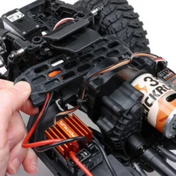 Axial Coyote 4X4 SCX10 III 1:10 RTR Brushed Rock Crawler silber