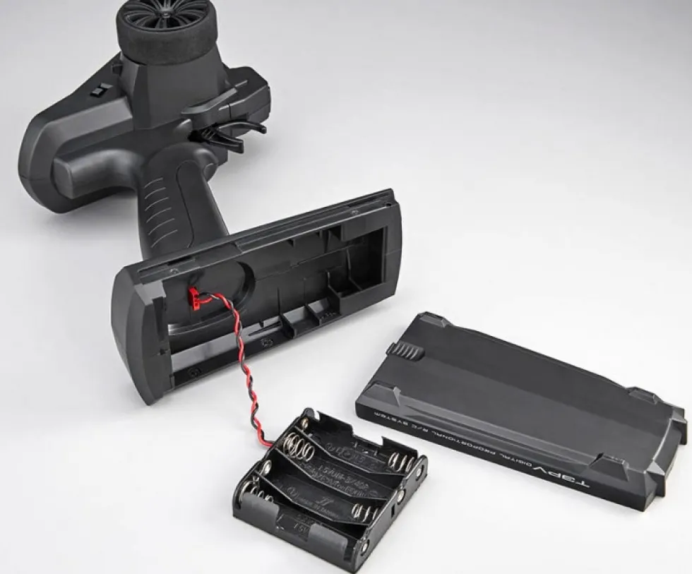 Futaba Fernsteuerung T3PV mit R203GF (ohne Telemetrie)