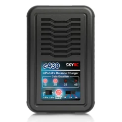 SkyRC Ladegerät e430 AC LiPo 2-4S 1-3A 30W