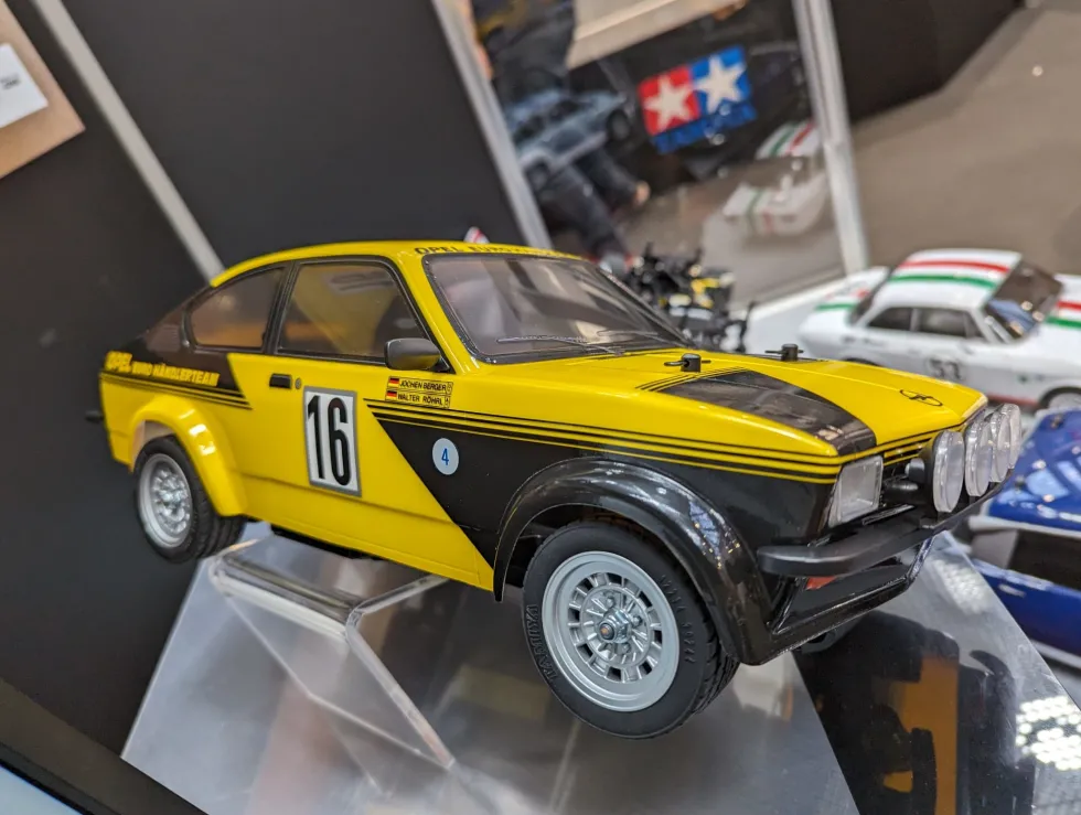 Tamiya 58729 Opel Kadett GT/E Rally (MB-01) Bausatz 1:10