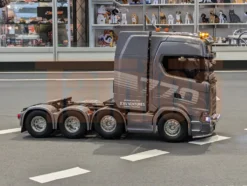 Tamiya 56371 Scania 770S 8x4/4 Bausatz 1:14